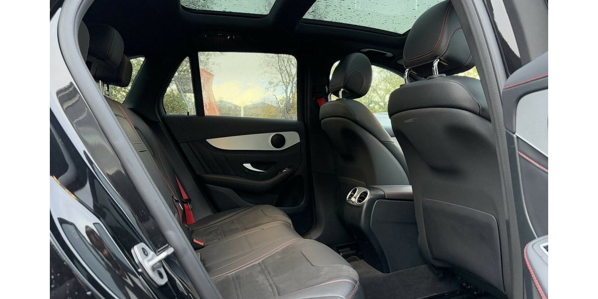 Mercedes-Benz GLC 43 AMG PANORAMA/KAMERA/NAVI/LUFTFED./1.HAND 46.662 km 49.900 &euro; Villingen-Schwenningen 78054