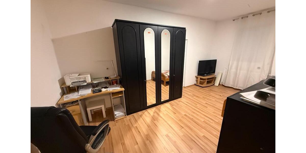 Erdgeschoßwohnung Villingen-Schwenningen Schwenningen - 4.5 Zimmer, 120 m&sup2;, 1.519&euro; | Angebot:25576438