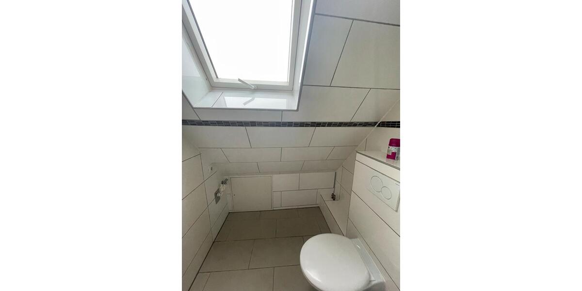 Dachgeschoßwohnung Villingen-Schwenningen Schwenningen - 1.5 Zimmer, 50 m&sup2;, 600&euro; | Angebot:25355138