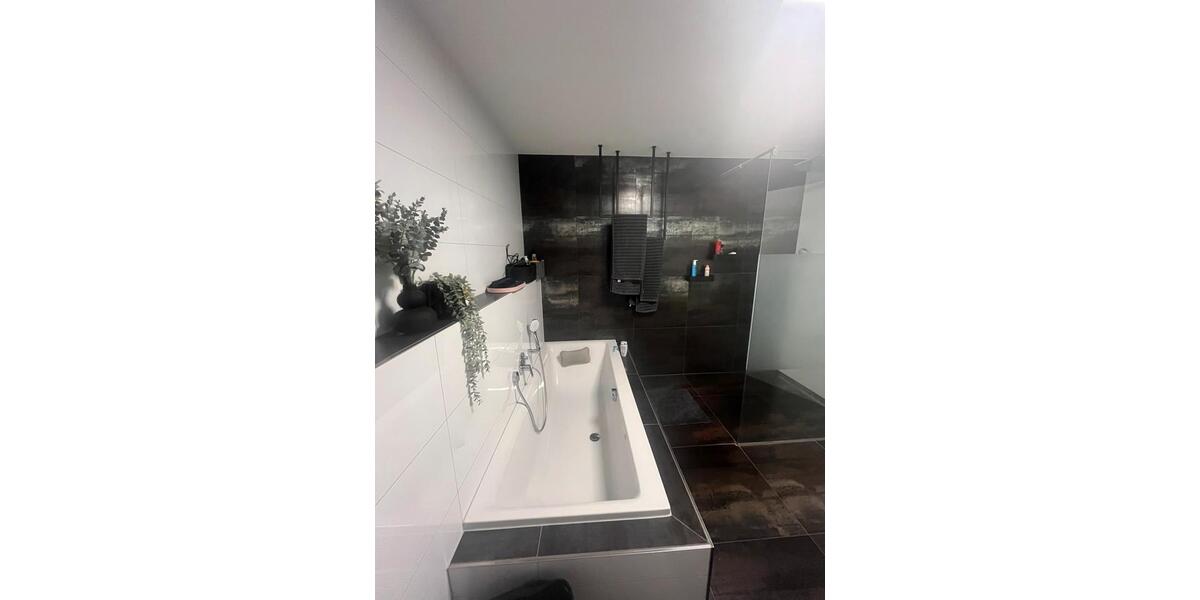 Erdgeschoßwohnung Schramberg - 4 Zimmer, 116 m&sup2;, 425.000&euro; | Angebot:25570785