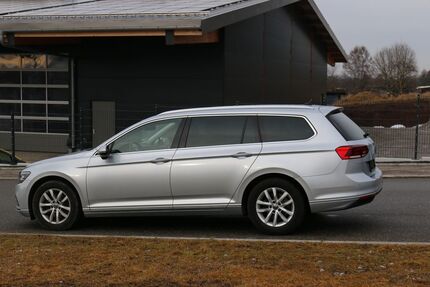 VW Passat Variant 122.000 km 21.990 &euro; Aichhalden-Rötenberg 78733