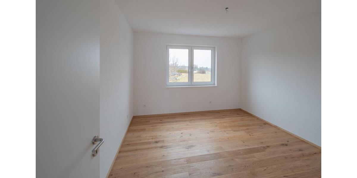 Etagenwohnung Dauchingen - 4.5 Zimmer, 134 m&sup2;, 1.472&euro; | Angebot:23794107