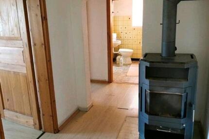 Haus Spaichingen - 9 Zimmer, 210 m&sup2;, 1.700&euro; | Angebot:27617697