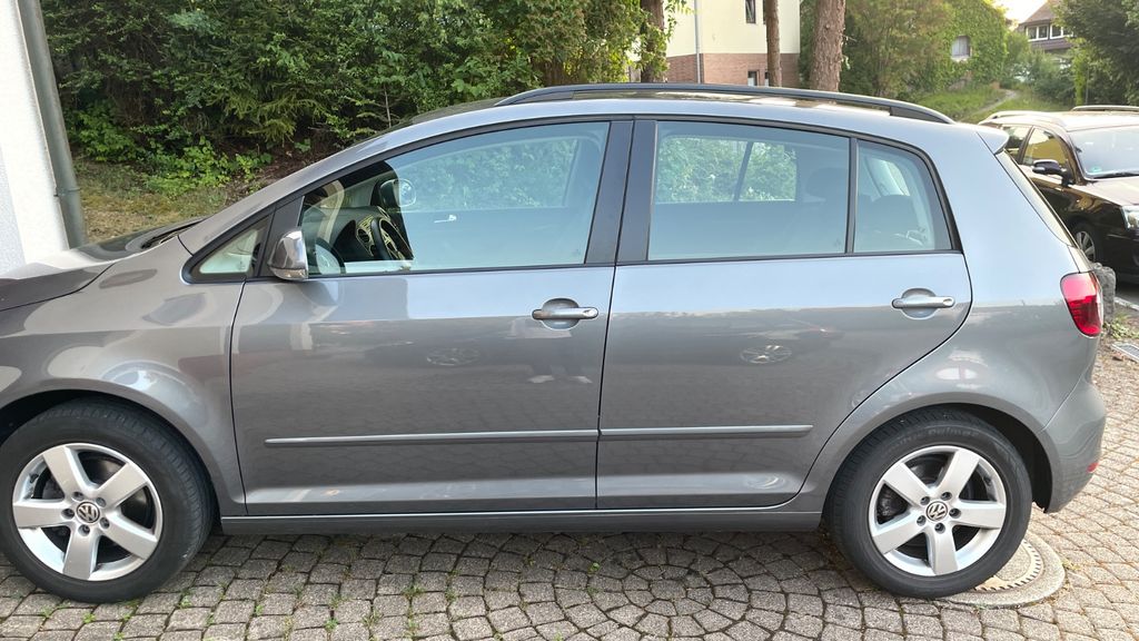 VW Golf Plus 38.500 km 10.500 &euro; Villingen Schwenningen 78056