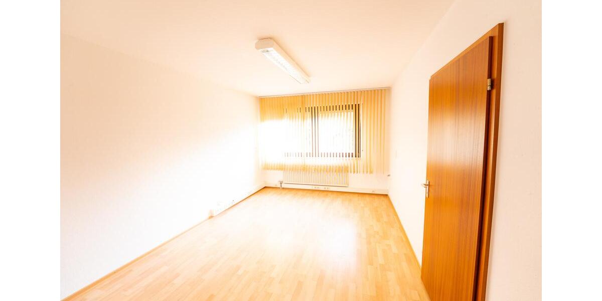 Gewerbeobjekt Tuttlingen - 1.200&euro; | Angebot:25865497