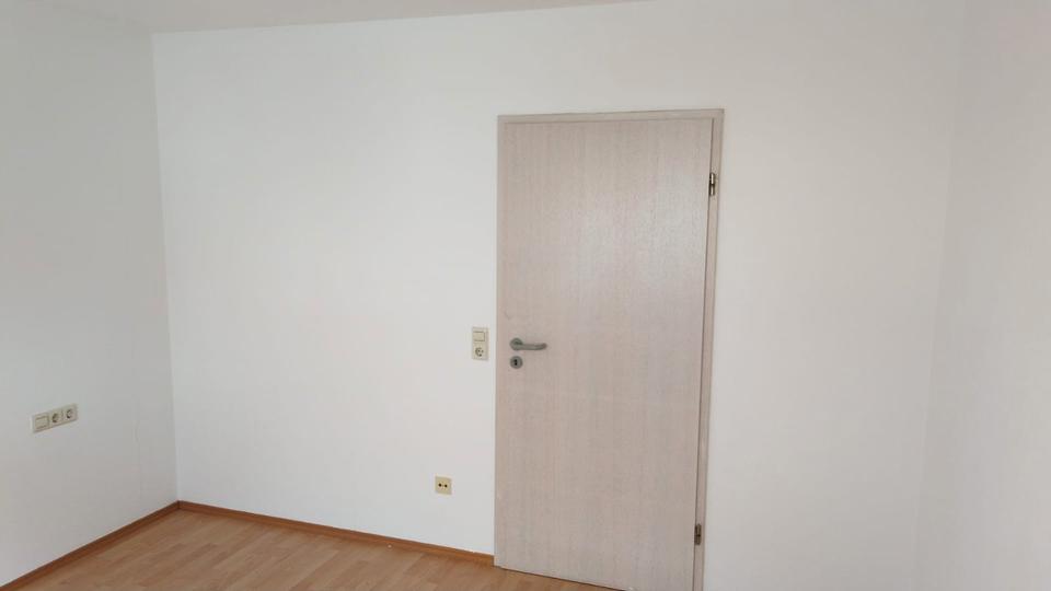 Erdgeschoßwohnung Villingen-Schwenningen Kopsbühl - 8 Zimmer, 56 m&sup2;, 650&euro; | Angebot:26595171