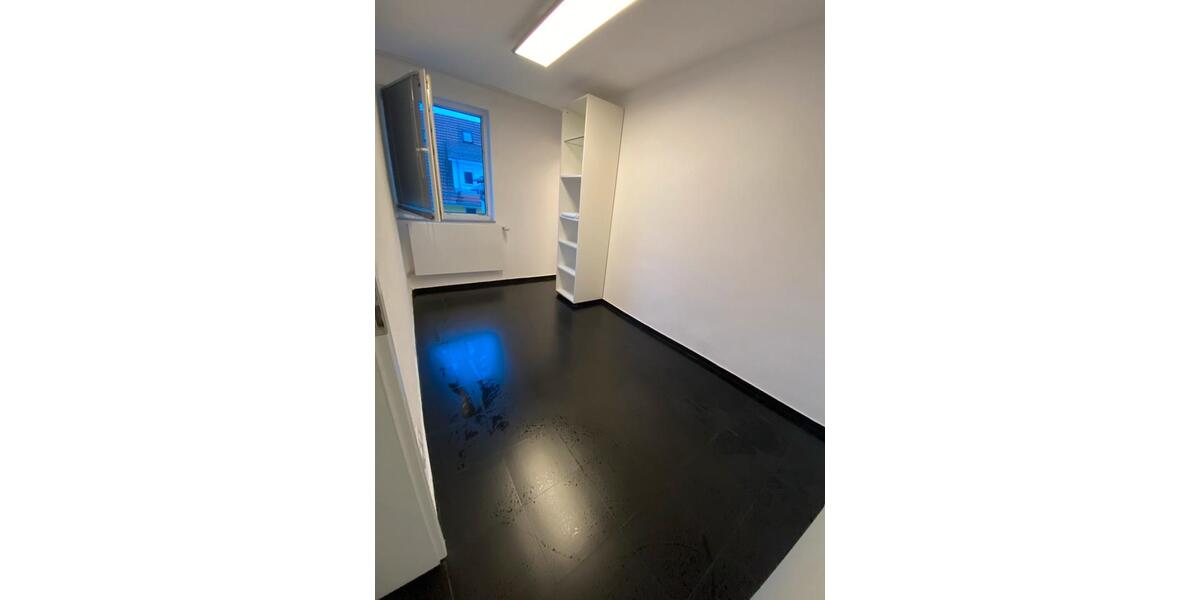 Etagenwohnung Tuttlingen - 4.5 Zimmer, 100 m&sup2;, 269.000&euro; | Angebot:23633622