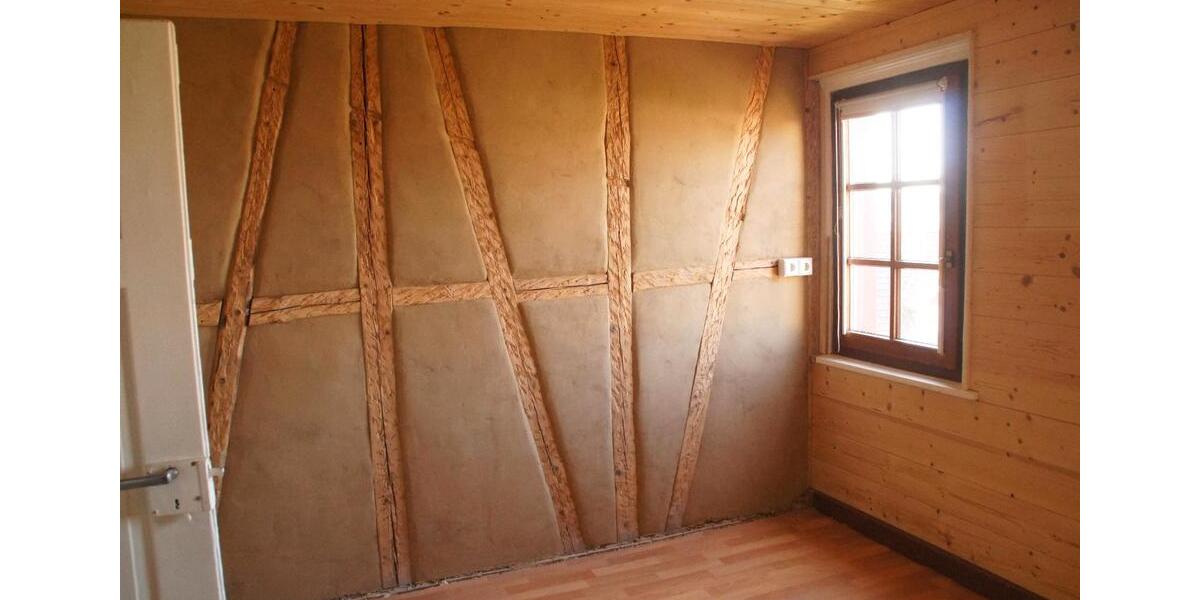 Dachgeschoßwohnung Zimmern ob Rottweil - 4 Zimmer, 86 m&sup2;, 670&euro; | Angebot:25794098