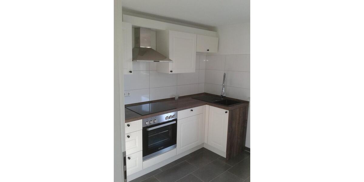 Dachgeschoßwohnung Villingen-Schwenningen Schwenningen - 3 Zimmer, 85 m&sup2;, 780&euro; | Angebot:26578957