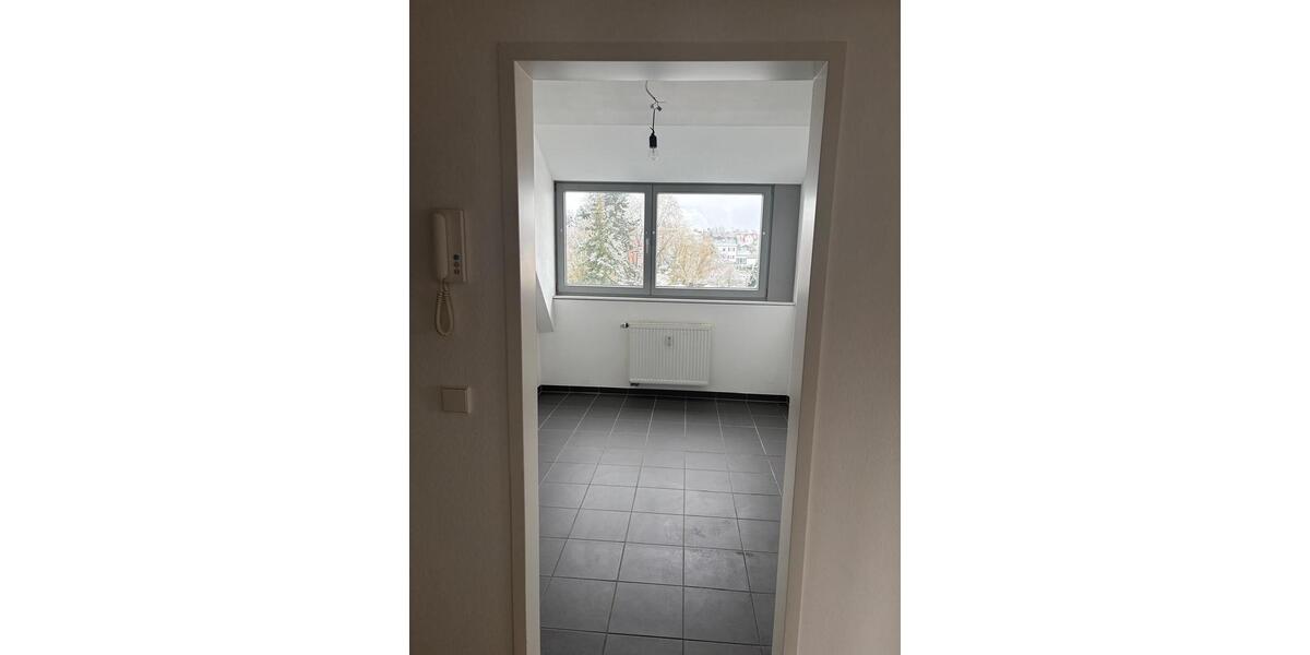 Dachgeschoßwohnung Trossingen - 2 Zimmer, 45 m&sup2;, 800&euro; | Angebot:25960846