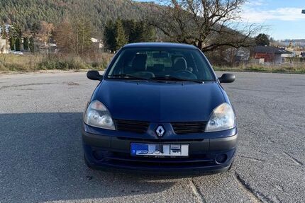 Renault Clio 12.000 km 1.450 &euro; Tuttlingen 78532
