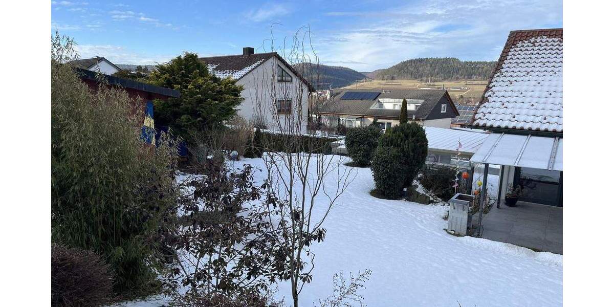 Einfamilienhaus Tuttlingen Nendingen - 8 Zimmer, 221 m&sup2;, 649.000&euro; | Angebot:25676929