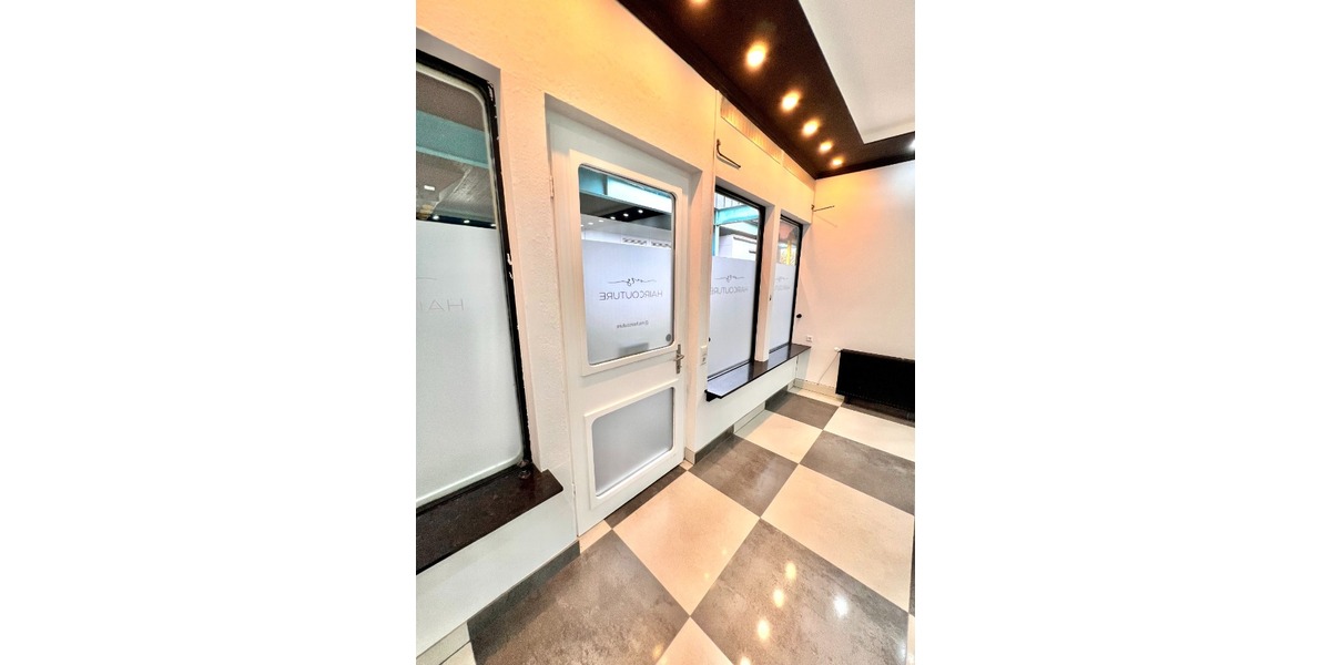 Attraktive Gewerbefläche in Top-Lage von Bad Dürrheim – Ideal für vielfältige Geschäftsideen! - Gewerbeobjekt Bad Dürrheim | Angebot:18311976