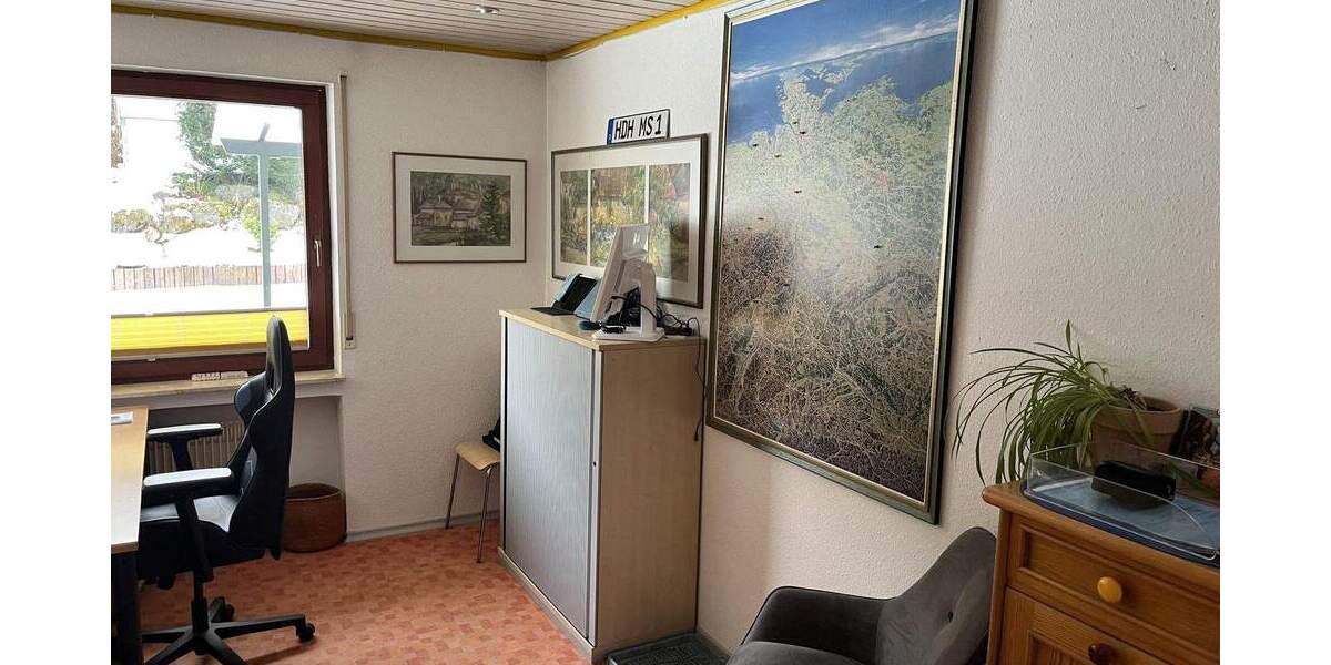 Einfamilienhaus Tuttlingen Nendingen - 8 Zimmer, 221 m&sup2;, 649.000&euro; | Angebot:25676929