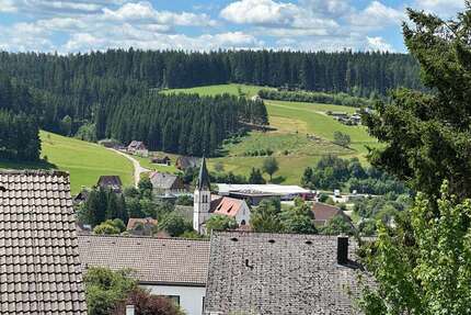 Wohnung Unterkirnach - 3.5 Zimmer, 100 m&sup2;, 950&euro; | Angebot:23615949