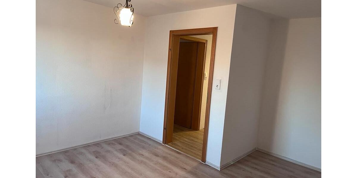 Dachgeschoßwohnung Donaueschingen - 2.5 Zimmer, 77 m&sup2;, 800&euro; | Angebot:26368818