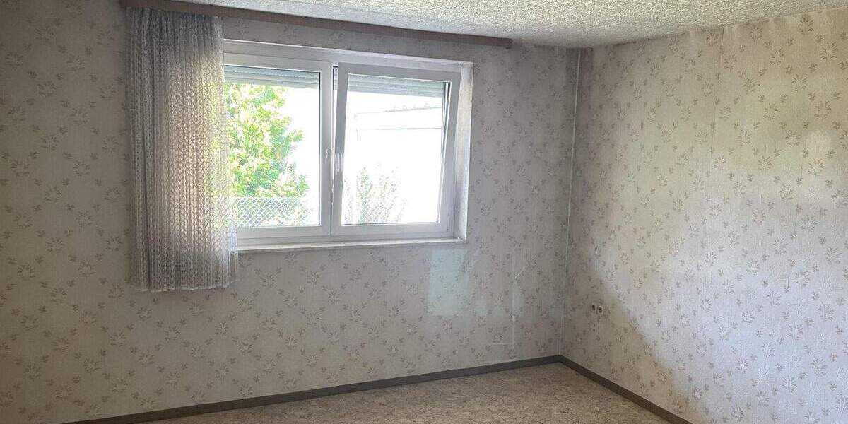 Mehrfamilienhaus, Wohnhaus Wurmlingen - 6 Zimmer, 172 m&sup2;, 398.000&euro; | Angebot:25732039