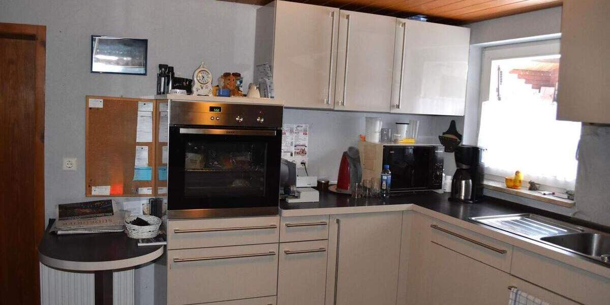 Einfamilienhaus Königsfeld im Schwarzwald Neuhausen - 4 Zimmer, 140 m&sup2;, 197.500&euro; | Angebot:25732271