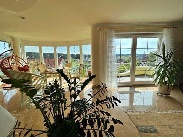 Einfamilienhaus Schonach im Schwarzwald - 6 Zimmer, 300 m&sup2;, 775.000&euro; | Angebot:25734451