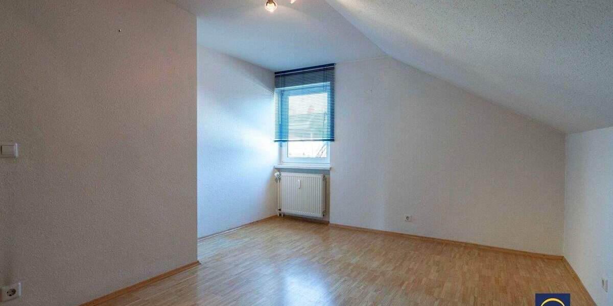 Etagenwohnung Bad Dürrheim - 7 Zimmer, 152 m&sup2;, 429.000&euro; | Angebot:25729591