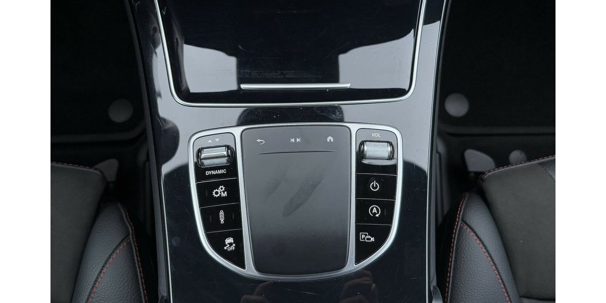 Mercedes-Benz GLC 43 AMG PANORAMA/KAMERA/NAVI/LUFTFED./1.HAND 46.662 km 49.900 &euro; Villingen-Schwenningen 78054