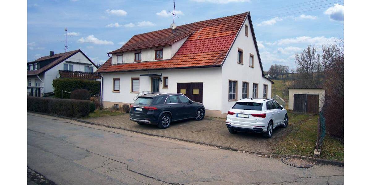 Mehrfamilienhaus, Wohnhaus Durchhausen - 7 Zimmer, 140 m&sup2;, 320.000&euro; | Angebot:26017908