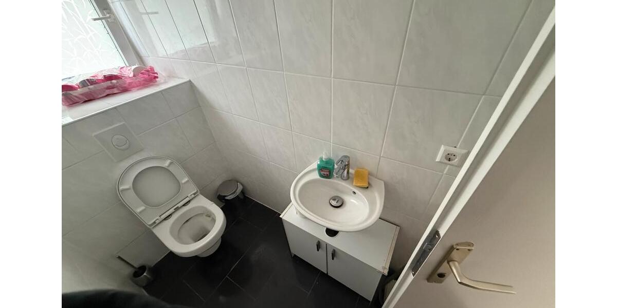 Erdgeschoßwohnung Villingen-Schwenningen Schwenningen - 4.5 Zimmer, 120 m&sup2;, 1.519&euro; | Angebot:25576438