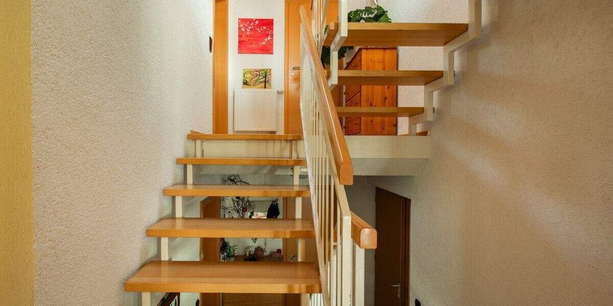 Reihenendhaus Titisee-Neustadt Neustadt - 7 Zimmer, 170 m&sup2;, 549.000&euro; | Angebot:25671481