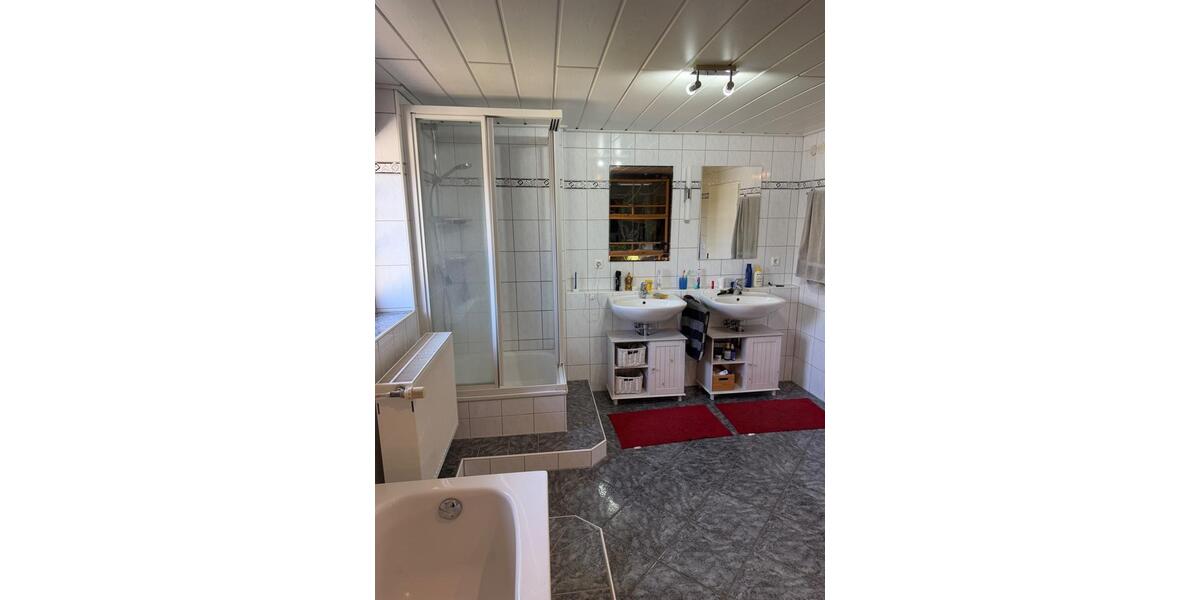 Einfamilienhaus Löffingen - 7 Zimmer, 154 m&sup2;, 350.000&euro; | Angebot:26891036
