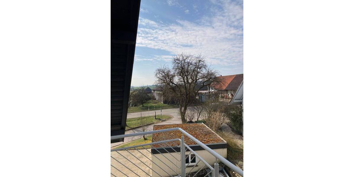 Etagenwohnung Villingen-Schwenningen Rietheim - 3 Zimmer, 92 m&sup2;, 980&euro; | Angebot:25938105