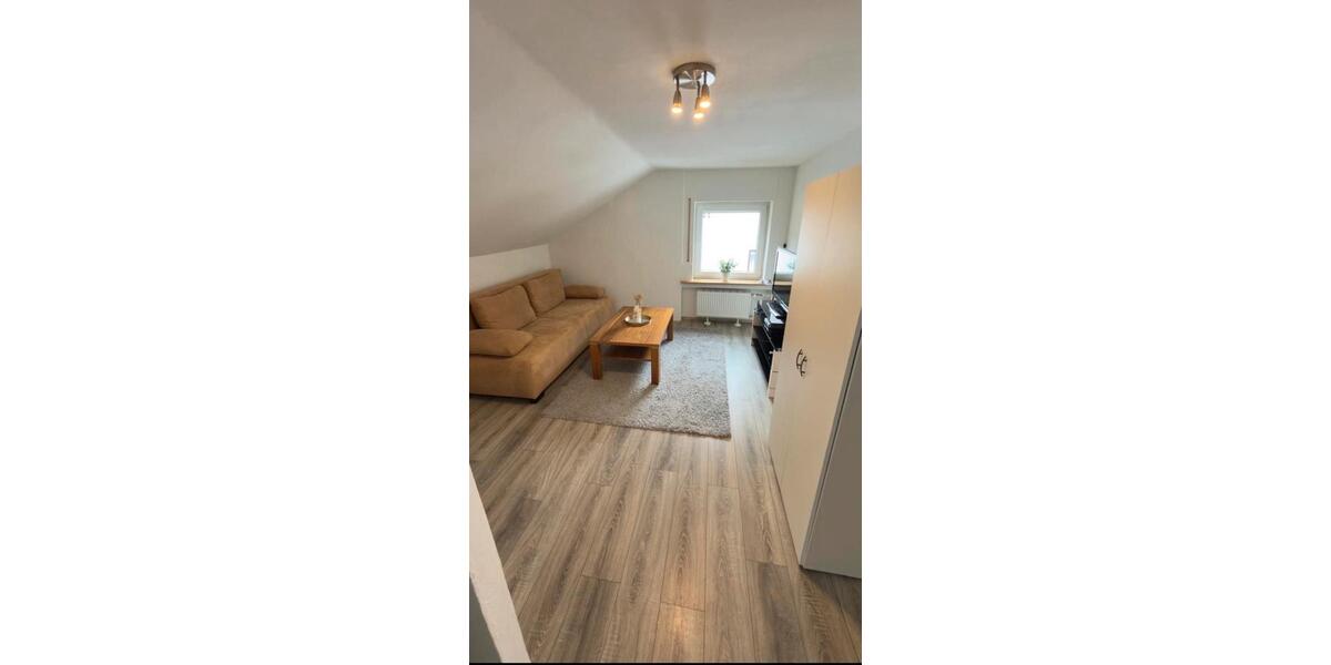 Dachgeschoßwohnung Rottweil - 1.5 Zimmer, 39 m&sup2;, 450&euro; | Angebot:25965648