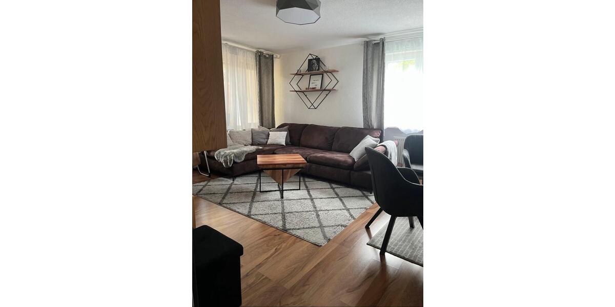 Hochparterre Villingen-Schwenningen Schwenningen - 2 Zimmer, 55 m&sup2;, 169.000&euro; | Angebot:26992985