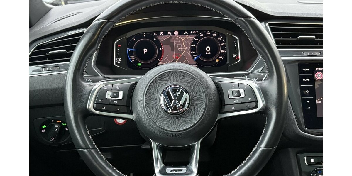 VW Tiguan Allspace Highline 4Motion 7-SITZ/PANO/ACC 90.578 km 31.900 &euro; Villingen-Schwenningen 78054
