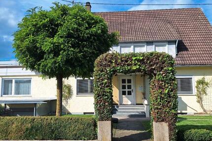 Haus Villingen-Schwenningen Schwenningen - 8 Zimmer, 202 m&sup2;, 525.000&euro; | Angebot:23593702