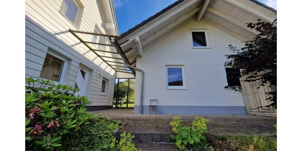Einfamilienhaus Lauterbach - 7 Zimmer, 163 m&sup2;, 449.000&euro; | Angebot:25735386
