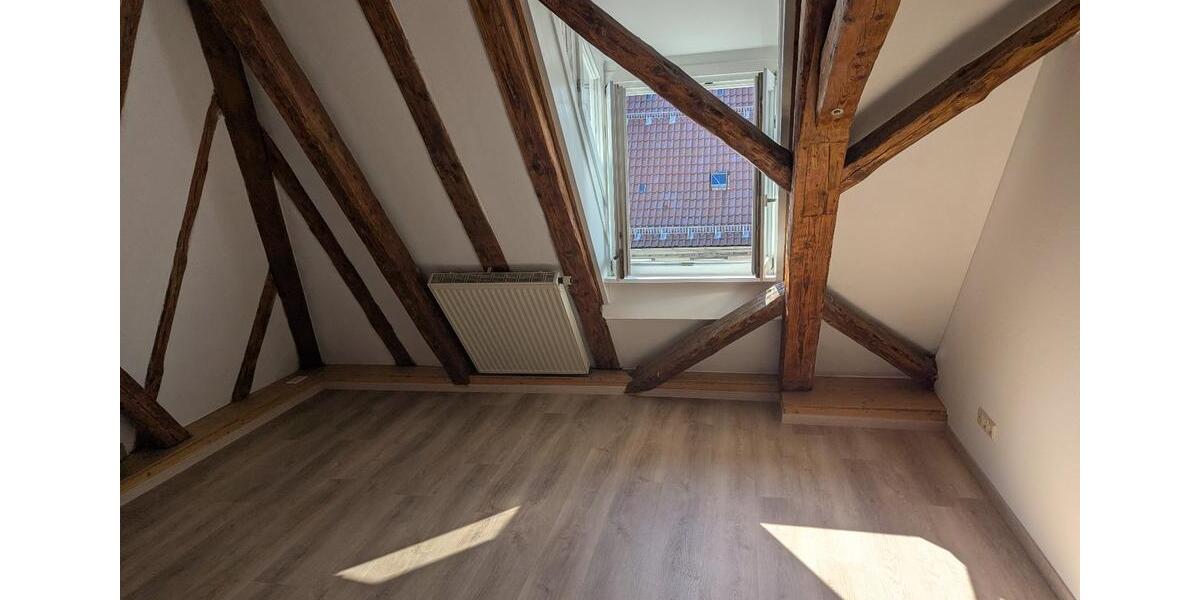 Dachgeschoßwohnung Tuttlingen - 2.5 Zimmer, 48 m&sup2;, 440&euro; | Angebot:25959865