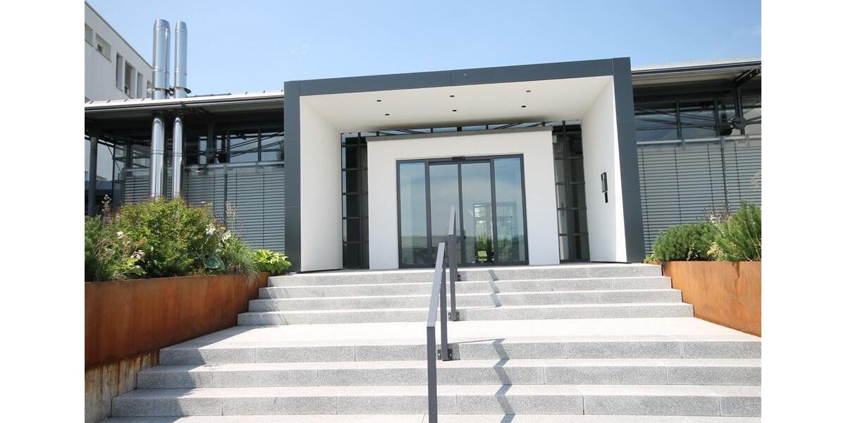 Gewerbeobjekt Villingen-Schwenningen Schwenningen - 207&euro; | Angebot:25208117