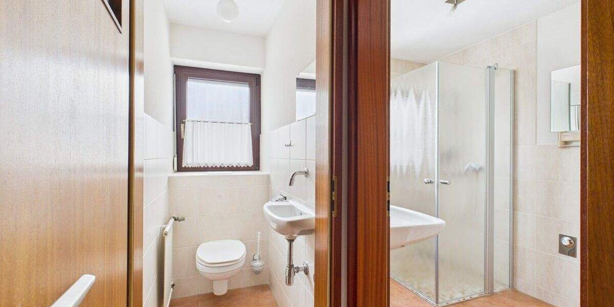 Mehrfamilienhaus, Wohnhaus Rottweil - 8 Zimmer, 187 m&sup2;, 465.000&euro; | Angebot:25742612