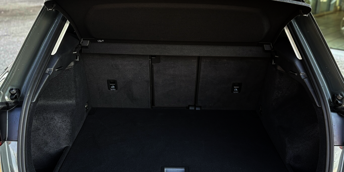 Audi Q3 35 TFSI advanced CARPLAY/PDC/DAB/AHK/1.HAND 39.421 km 27.800 &euro; Villingen-Schwenningen 78054