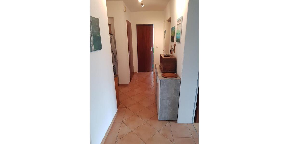 Etagenwohnung Villingen-Schwenningen Schwenningen - 3 Zimmer, 85 m&sup2;, 900&euro; | Angebot:25964373