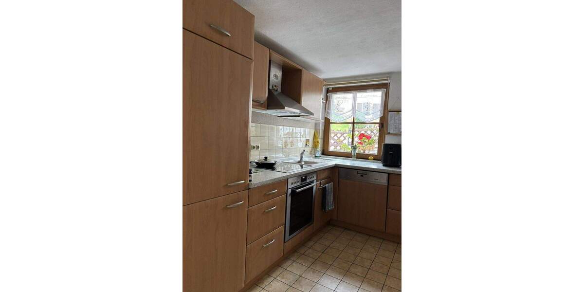 Mehrfamilienhaus, Wohnhaus Reichenbach am Heuberg - 7 Zimmer, 170 m&sup2;, 175.000&euro; | Angebot:25866992