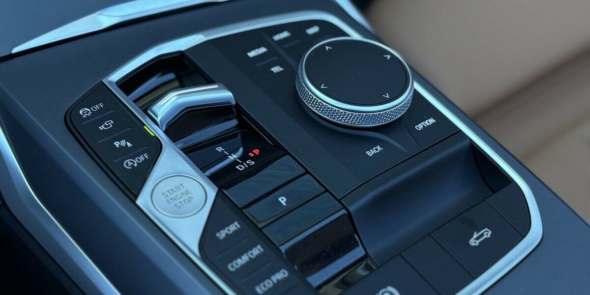 BMW 420i Cabrio 360°/MEMORY/LENKHZ/DAB/NAVI/1.HAND 3.721 km 49.900 &euro; Villingen-Schwenningen 78054