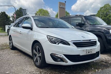 Peugeot 308 131.633 km 8.800 &euro; Tuttlingen 78532