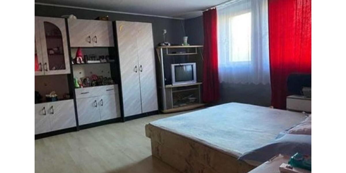 Einfamilienhaus Triberg im Schwarzwald - 3 Zimmer, 1.684 m&sup2;, 51.000&euro; | Angebot:26699347