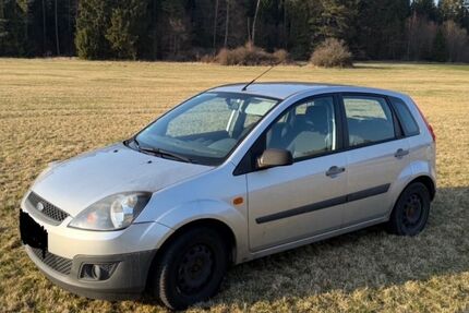 Ford Fiesta 91.000 km 1.680 &euro; Wurmlingen 78573