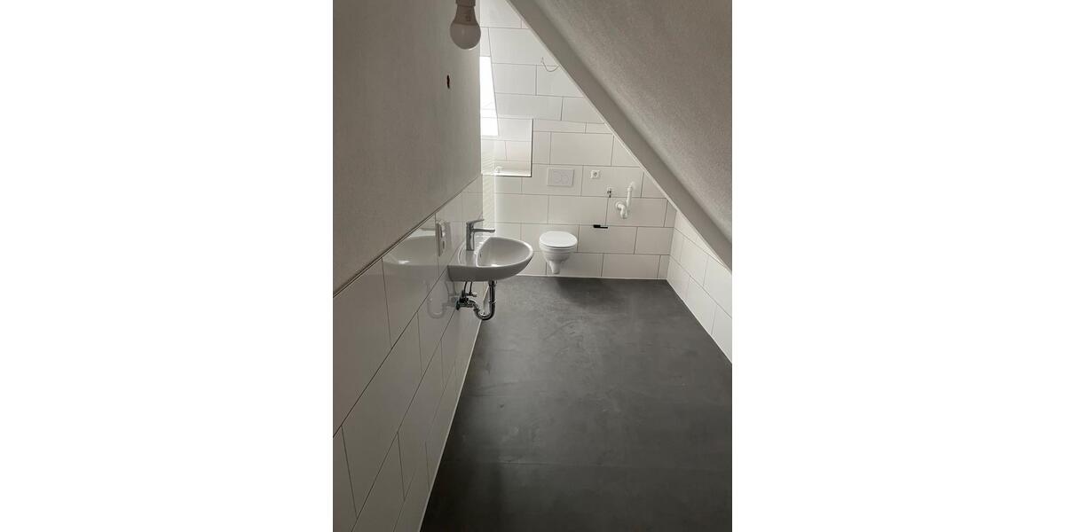 Dachgeschoßwohnung Villingen-Schwenningen Schwenningen - 1 Zimmer, 55 m&sup2;, 650&euro; | Angebot:26415246