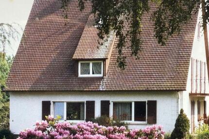 Haus Königsfeld im Schwarzwald - 10 Zimmer, 170 m&sup2;, 420.000&euro; | Angebot:25823870