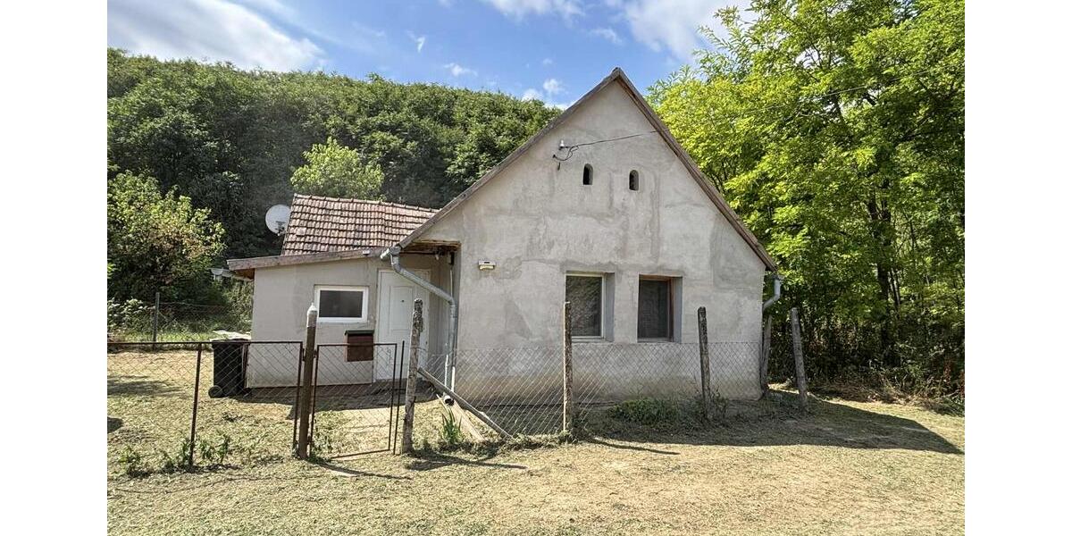 Einfamilienhaus Triberg im Schwarzwald - 3 Zimmer, 1.684 m&sup2;, 51.000&euro; | Angebot:26699347