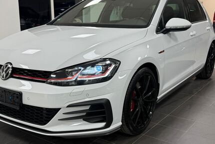 VW Golf 77.200 km 21.700 &euro; Schramberg 78713