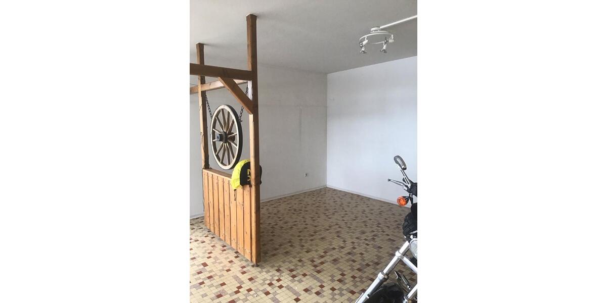 Gewerbeobjekt Friedenweiler - 560&euro; | Angebot:25898431
